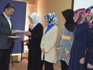 İskilip’te Başarılı Kursiyerlere Sertifika