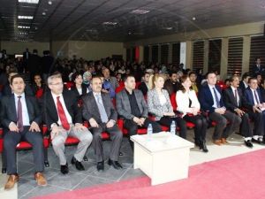 Erciş’te Şiir Dinletisi