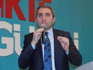 Ak Parti’li Milletvekili Adayları, İş Adamları İle Bir Araya Geldi