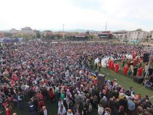 Menderes’te Binlerce Kişi Buluşturan Kutlu Doğum Etkinliği