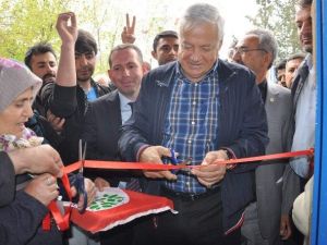 Hdp’li Aday Dengir Mir Mehmet Fırat Kahta Seçim Bürosunun Açılışını Yaptı