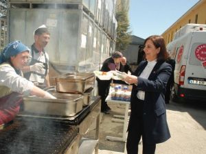 CHP Milletvekilleri Fabrika Çalışanlarının Sorunlarını Dinledi