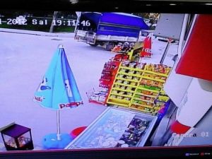 Önce Çarptı Sonra Üstünden Geçerek Kaçtı