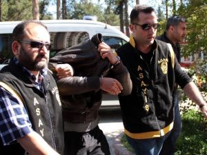 ‘Derdimi Dinlemedi’ Diye Genç Kızı Öldüren Zanlı Adliyeye Sevk Edildi