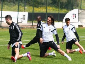 Beşiktaş’a Gökhan Töre Müjdesi