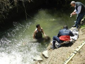 Kayıp Gencin Cesedi Sulama Kanalında Bulundu