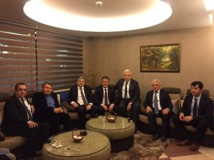 Milletvekili Üstün Ve Başkan Çimen İl Bank Yöneticileri İle Bir Araya Geldi