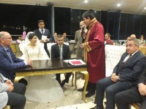 Malazgirt Kaymakamı Atasoy Evlendi