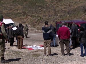 Jandarma Komutanı Ve Emniyet Amiri Olası Provokasyonu Önledi