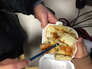 Dilenci Operasyonunda Börek İçinden Para Çıktı