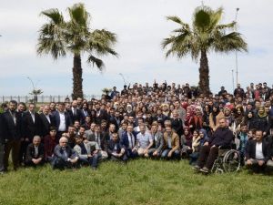 AK Parti Trabzon Milletvekili Adayları AK Partili Gençlerle Buluştu