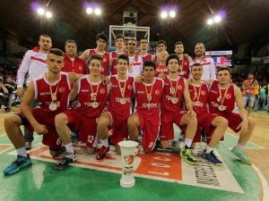 Dünya Şampiyonu Olan Doğa Koleji Ülkeye Döndü