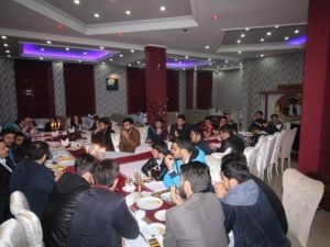 Vali Işın Gençlerle Bir Araya Geldi