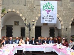 Hdp, Diyarbakır Milletvekili Adaylarını Tanıttı