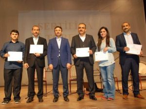 Osmanlıca Kursiyerleri Sertifikalarını Aldı