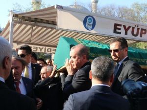 Ekrem Erdem’in Babası Son Yolculuğuna Uğurlandı