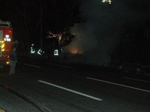 Başkent’te Kaza Yapan Otomobil Alevler İçinde Kaldı