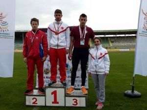 Hakkarili Tarık Dünya Birincisi Oldu