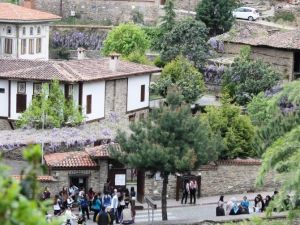 Birgi’nin Piknik Alanları Doldu Taştı