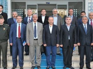 Afyonkarahisar’da Vali Güner Başkanlığında Seçim Toplantısı