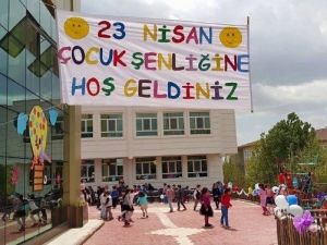 Anaokulu Öğrencileri İzleyenleri Büyüledi