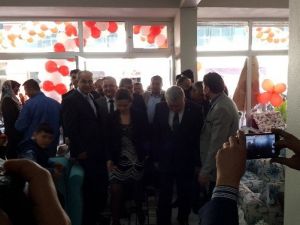 Hershey Mağazası Gölyaka’da Hizmete Girdi