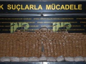 Kiralık Rezidansın Banyosunda 358 Kilo Eroin Ele Geçirildi