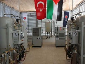 TİKA’nın Filistin Ramallah’ta Kurduğu Oksijen Üretim Ünitesi’nden 600 Bin Hasta Faydalanıyor
