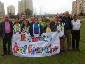 Burhaniye’de Özel Sporcular Rekor Kırdı