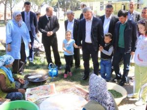 Hacırahmanlı Mahallesinde Başkan Yaralı Coşkusu