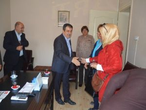 Balıkesir Milletvekili Ali Aydınlığlu Edremit’de Esnaf Odalarını Ziyaret Etti