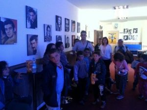 İlk Kez İlçe Merkezine İnmenin Mutluluğunu Yaşadılar