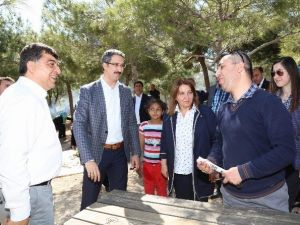 Fadıloğlu Ve Milletvekili Adaylarından Piknik Yapan Vatandaşlara Ziyaret