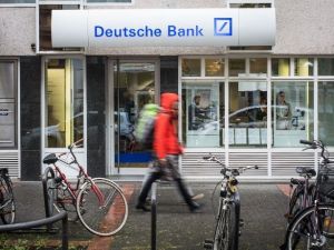 Deutsche Bank 200 Şubesini Kapatacak