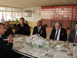 Uslu’dan Şehit Ailelerine Ziyaret