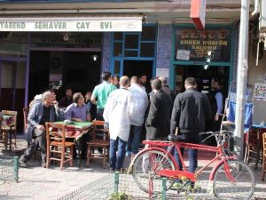 Üniversiteli Genç Yatağında Ölü Bulundu