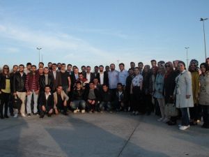 AK Parti Milletvekili Adayı Erkan Kandemir, Maltepe’de Gençlerle Buluştu