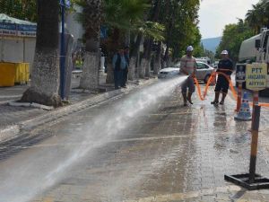 Fethiye Belediyesi Sezon Öncesi Şehri Yıkadı