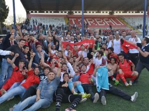 Çiğli Belediyespor Bal Ligi’ne Yükseldi