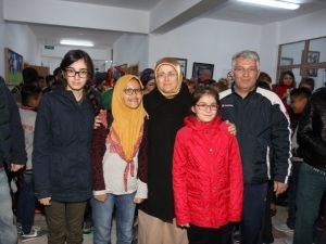 Dünya Çocuklarına Annelik Yaptılar