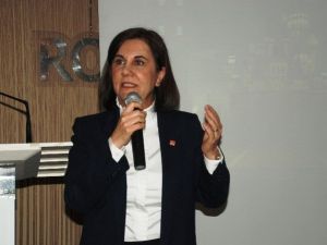 CHP Kadın Adayları Seçilebilir Sıralara Yerleştirdi