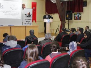 TÜİK, İstatistik Gününü Esentepe Anadolu Lisesinde Kutladı