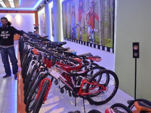 Velilere Çift Amortisörlü Bisiklet Uyarısı