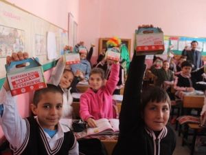 Beyşehir’de Kitap Fuarının Okullarda Tanıtımı Gerçekleştirildi