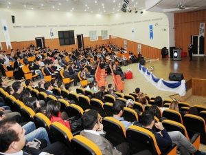 Batman’da ‘İstismar, Şiddet Ve Madde Bağımlılığı’ Çalıştayı Yapıldı