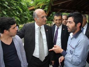 Tekin Bingöl, Adana Caddelerinde Seçim Çalışması Yaptı