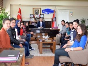 Bayan Kick Boksçulardan Müdür Babal’a Ziyaret