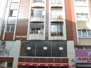 20 Aylık Bebek 3. Kattan Düştü