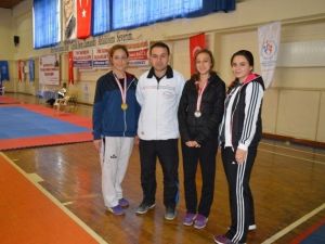 Bilecikli Taekwondocular Türkiye Şampiyonasından Madalya İle Döndü