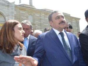 Bakan Eroğlu: "Kılıçdaroğlu Gelsin Bizden Belediyecilik Nasıl Yapılır Onu Öğrensin"